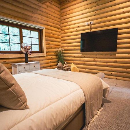 Aspen Lodge, Amazing New Log Cabin With Hot Tub - Sleeps 6 - Felmoor Park Morpeth Phòng bức ảnh