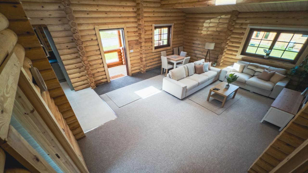Aspen Lodge, Amazing New Log Cabin With Hot Tub - Sleeps 6 - Felmoor Park Morpeth Ngoại thất bức ảnh