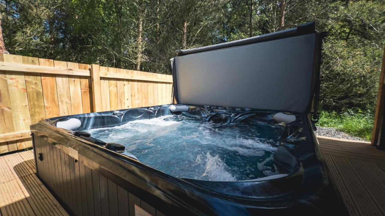 Aspen Lodge, Amazing New Log Cabin With Hot Tub - Sleeps 6 - Felmoor Park Morpeth Ngoại thất bức ảnh