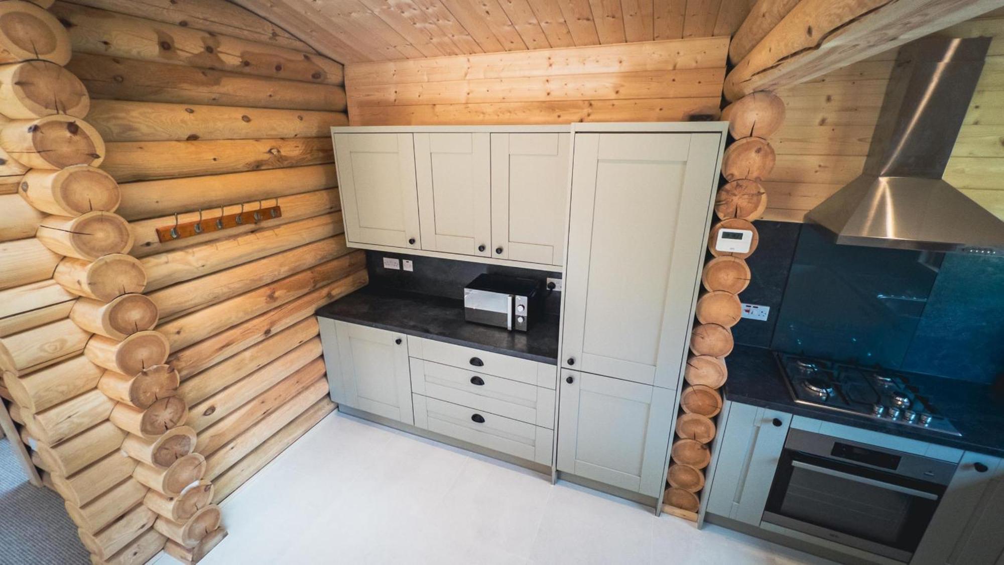 Aspen Lodge, Amazing New Log Cabin With Hot Tub - Sleeps 6 - Felmoor Park Morpeth Phòng bức ảnh